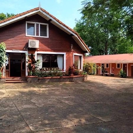 Hosteria La Cabana Puerto Iguazú Esterno foto