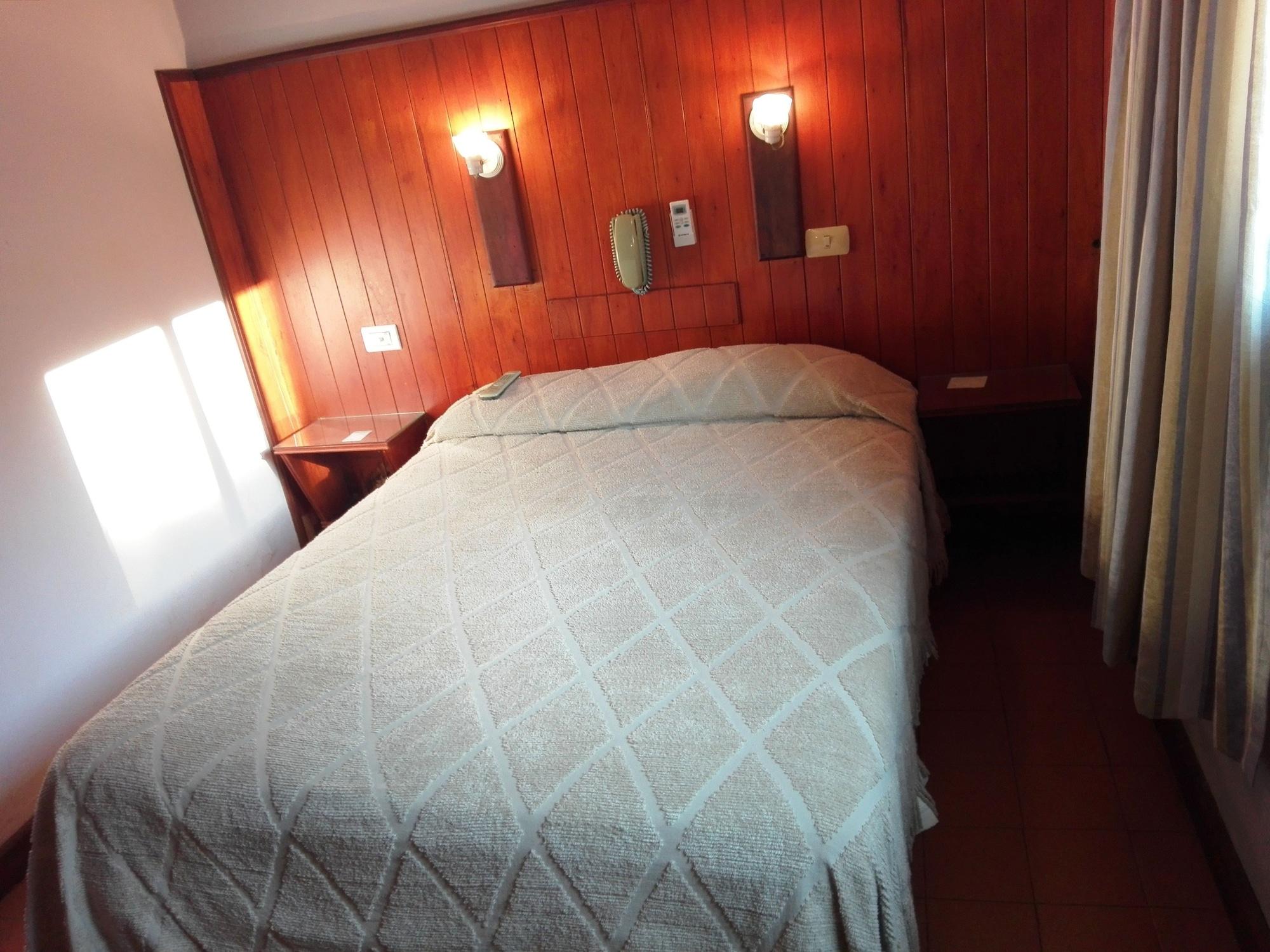 Hosteria La Cabana Puerto Iguazú Esterno foto